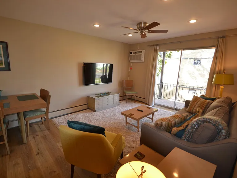 4815 Reading Rd #19 — Photo 7
