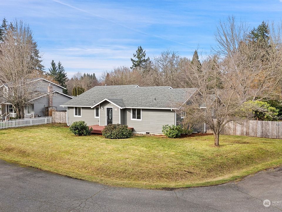 1st image of 3628 Rainbow Lane SE