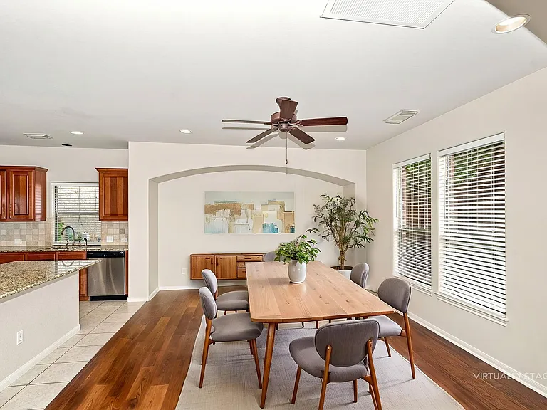 11400 Parmer Ln #90 — Photo 3