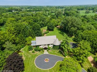 236 Steeplechase Rd, Barrington Hills, IL 60010