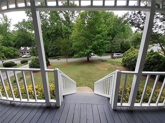 4th image of 4484 Pine Hill Ter NE