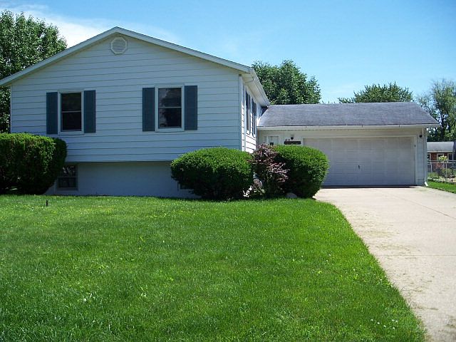 1st image of 2631 Northwood Ave