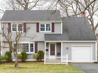 19 Berkeley Cir, Newington, CT 06111