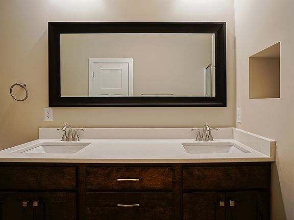 5th image of 8632 S 78th St