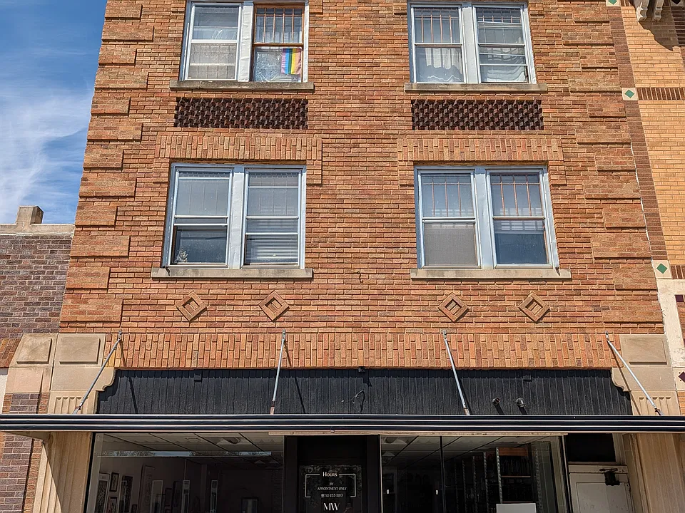 233 Main St #8