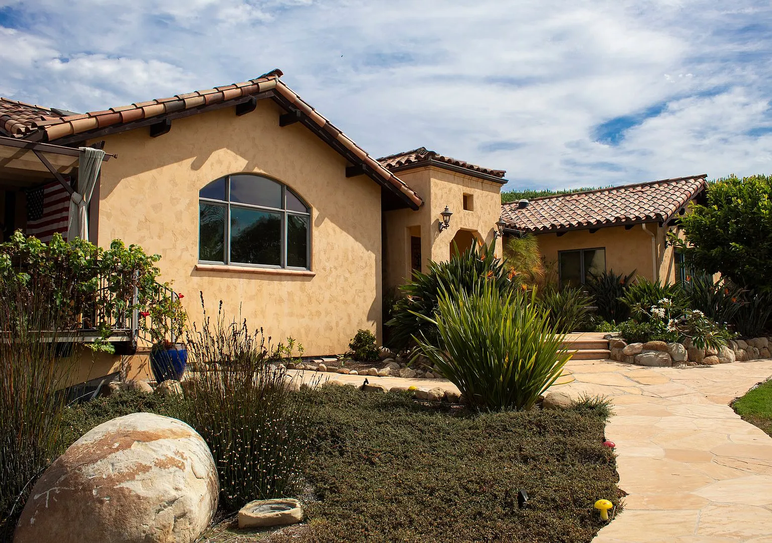 Rancho Embarcadero 4 bdrm home — Photo 1