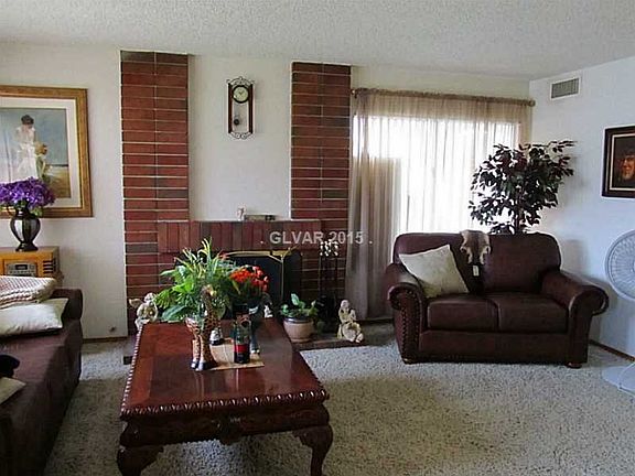 3rd image of 1921 Pommel Ave