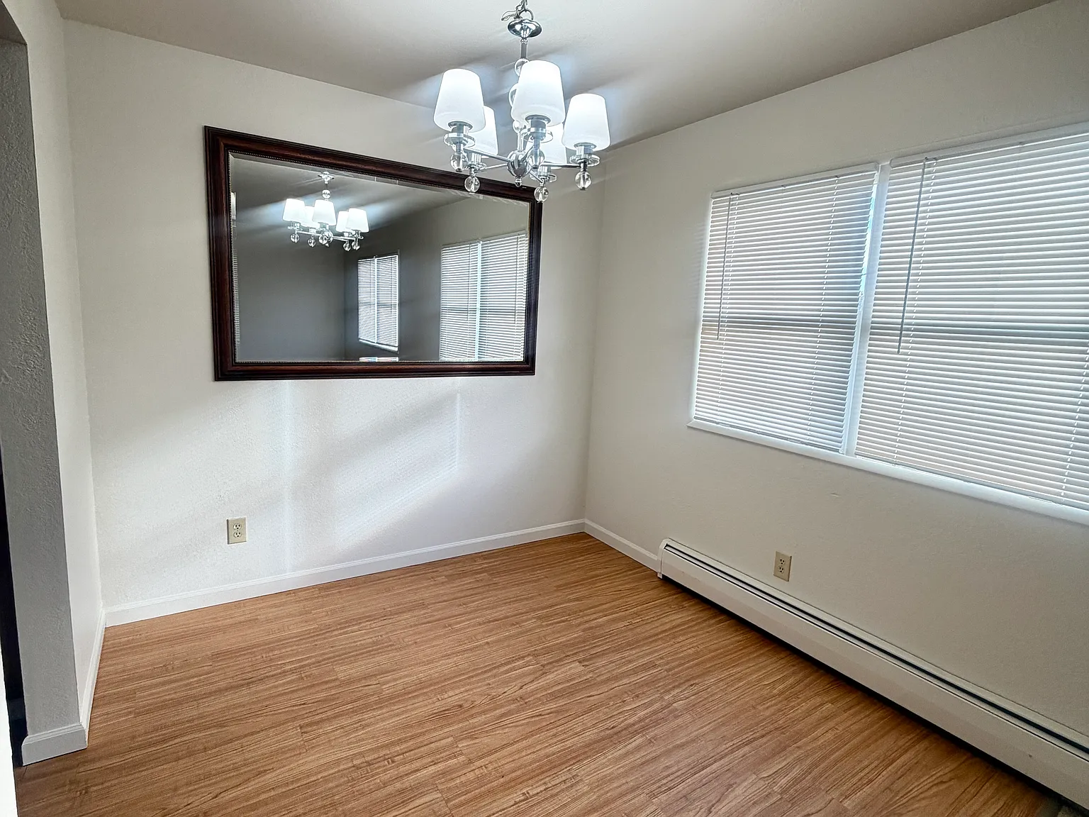 2 bed, 850 sqft, $1,550 — Photo 3