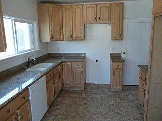 2nd image of 537 Park Way