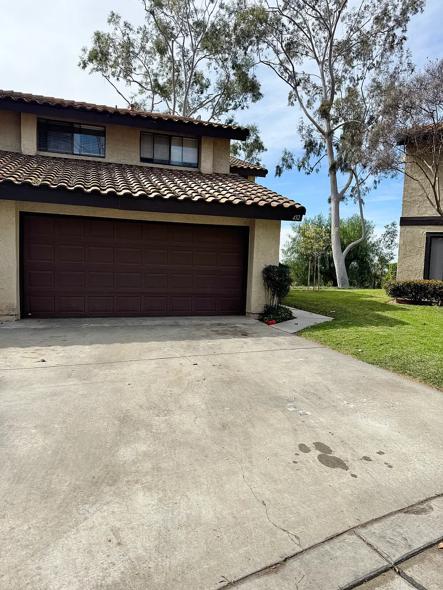 Building Photo - 432 Elsmere Dr