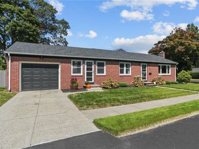 55 Longwood Ave, Warwick, RI, 02888