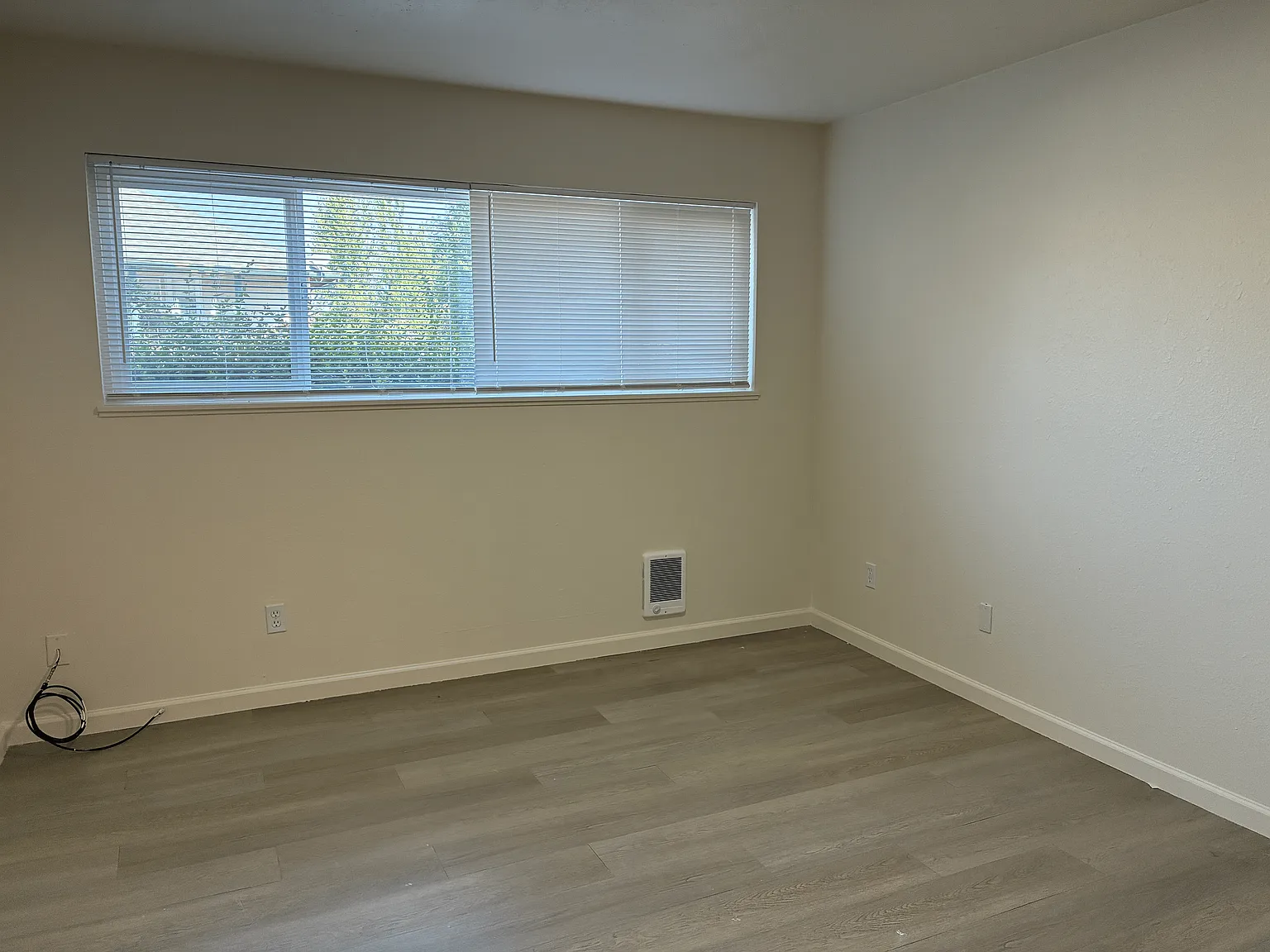Pacific Village Apartments — Photo 4