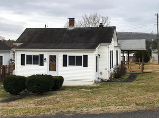914 6th St, Radford, VA 24141