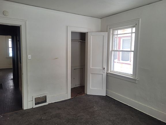 3rd image of 818 E McClure Ave