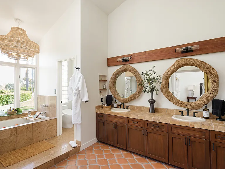 Primary Ensuite Bathroom
