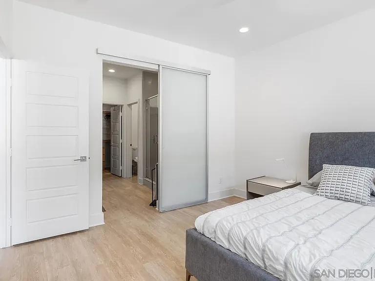 2622 Aperture Cir — Photo 12