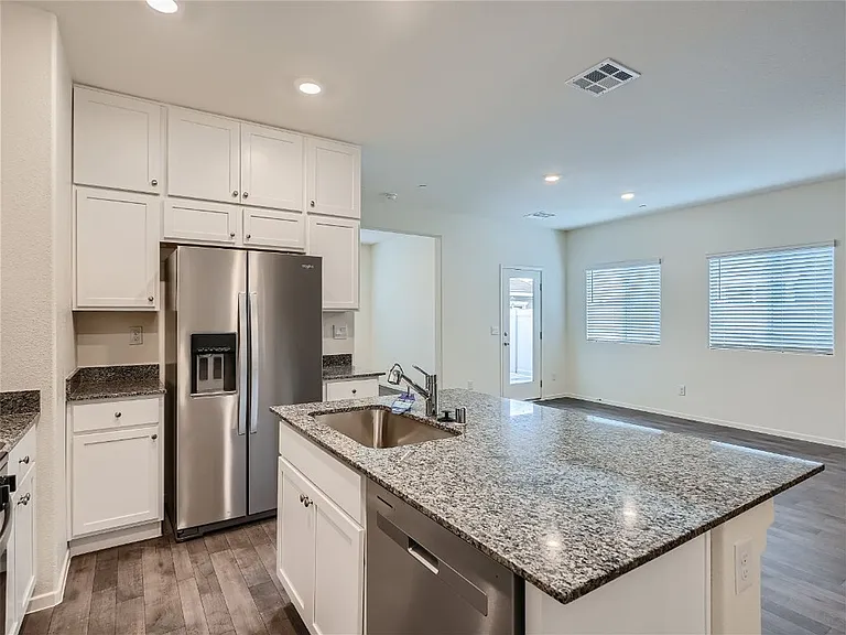 364 Canary Song Dr — Photo 7