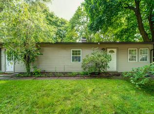 6411 Beth, Brighton, MI 48116