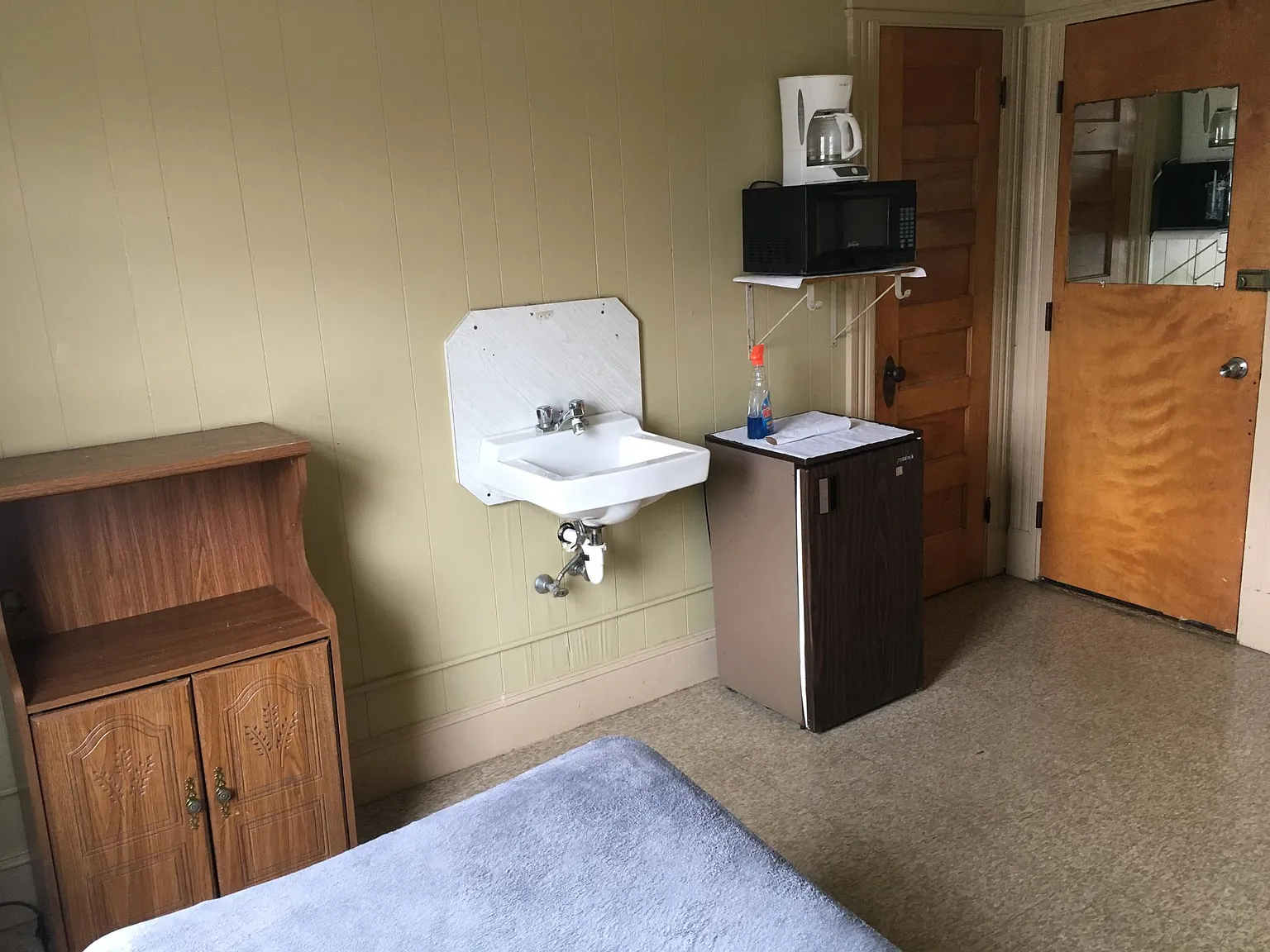 29 Maple Ave — Photo 3