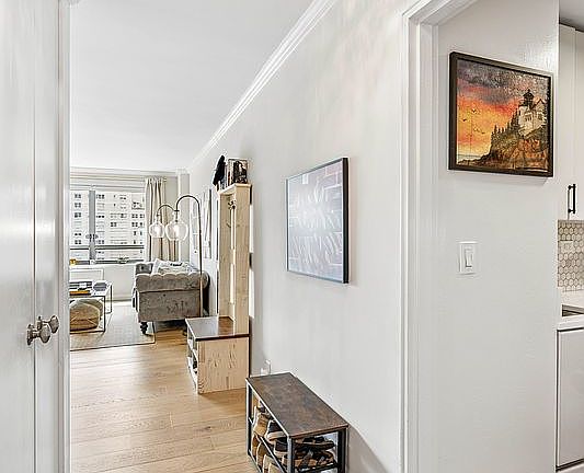 2nd image of 170 W End Ave APT 20A