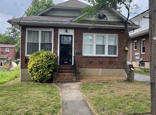 53 Alpine Ct, Staten Island, NY 10310