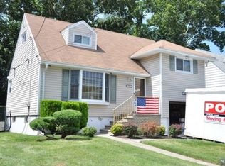 129 Maywood Ave, Maywood, NJ 07607