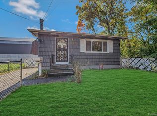 92 Grand Blvd, Wyandanch, NY 11798