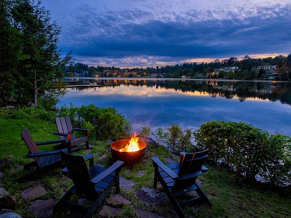 3rd image of 506 Mirror Lake Dr