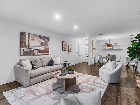 3rd image of 301 Venetian Drive #14