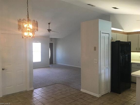 4th image of 1536 SW 48th Ter