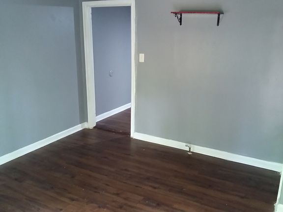 2nd image of 212 Alabama Ave