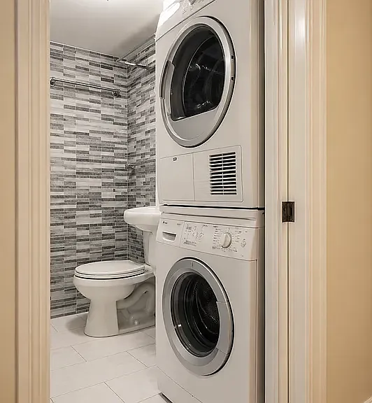 438 W 52nd St #8A — Photo 6