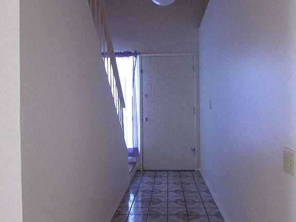 4th image of 2208 Ladymuir Ct