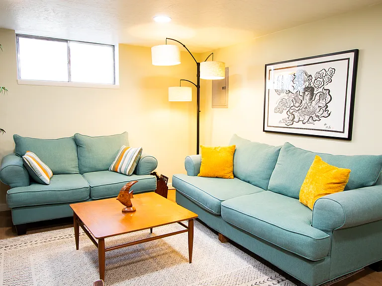 266 N 100 E — Photo 13