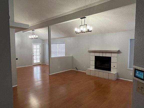 2nd image of 7119 Desert Jewel Dr