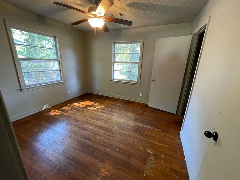 83-1303 W Warner Ave — Photo 6
