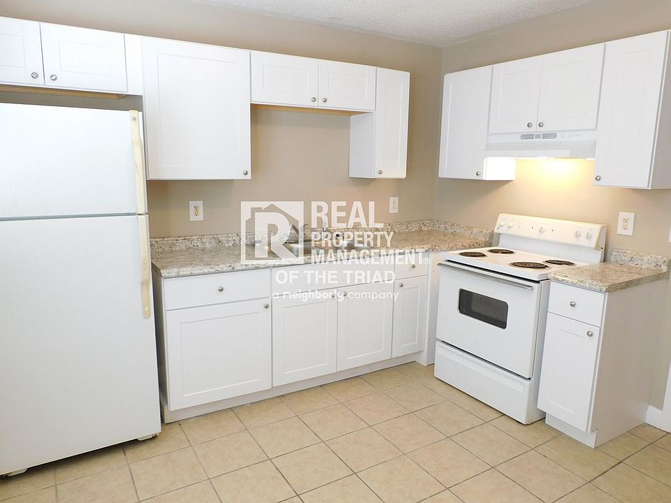 1st image of 1506 Autumn Dr APT A