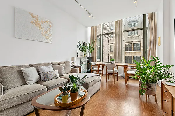 Rented by Compass | media 23