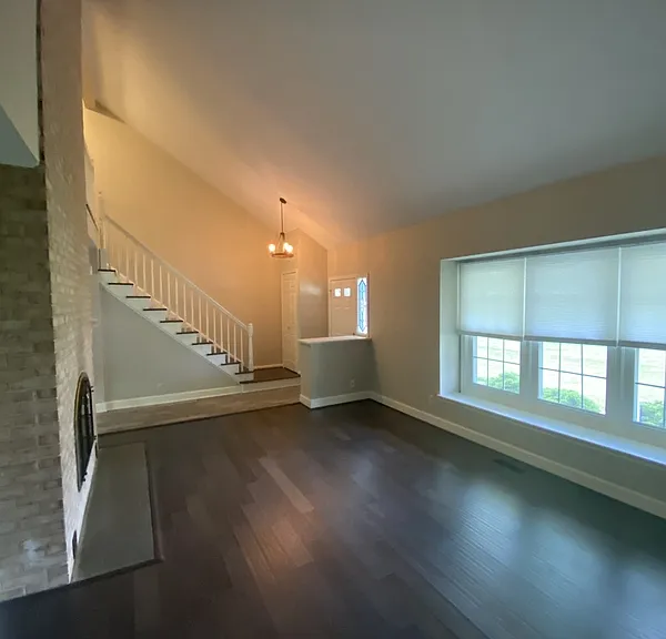 10012 Galahad Ct — Photo 3