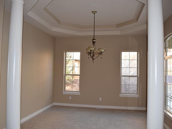 Formal Dining