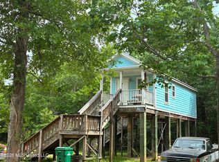 6151 Old Hill Rd, Bay Saint Louis, MS 39520
