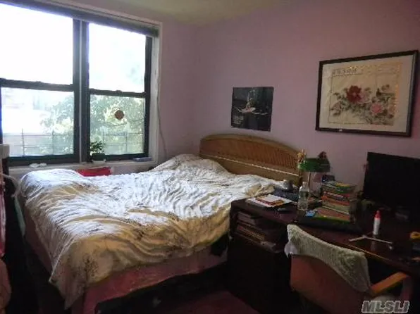 67-30 Dartmouth Street image 1 of 5