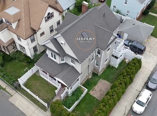 183 Roberts Ave #B, Yonkers, NY 10703