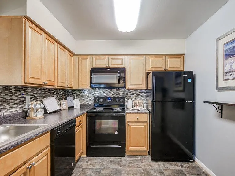 Northampton Apartment Homes — Photo 2