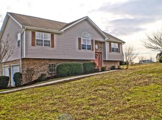 62 Stillwater Dr, Ringgold, GA 30736