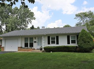 967 Ridge Ave, Elk Grove Village, IL 60007