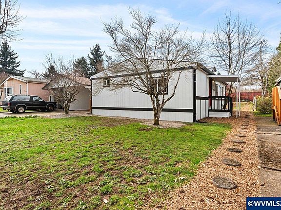 3rd image of 5005 Cumberland Ct SE #3