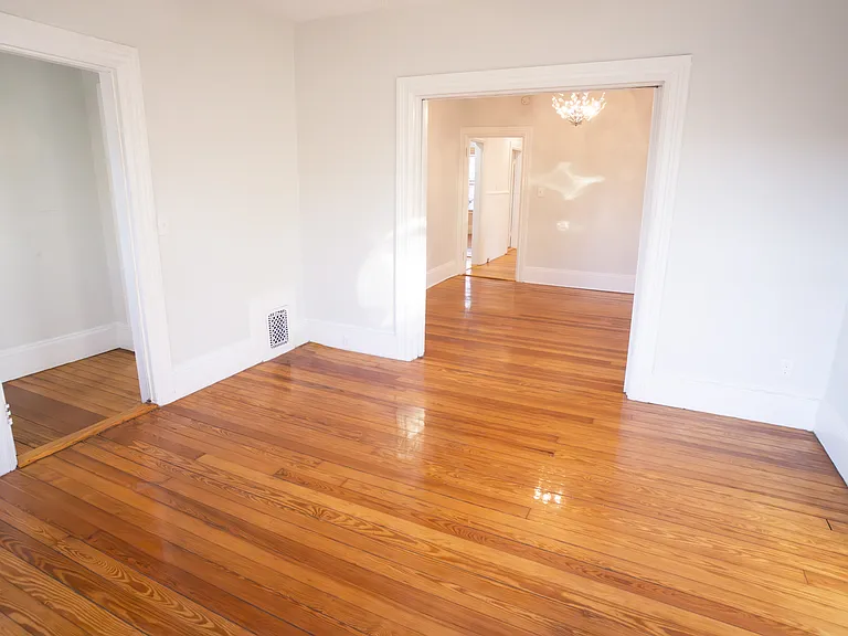 118 Jenkins St #2 — Photo 5