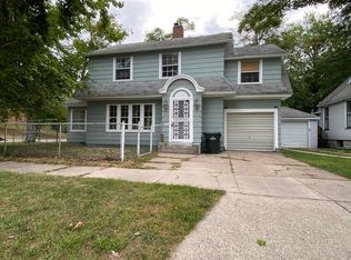1562 5th St, Muskegon, MI