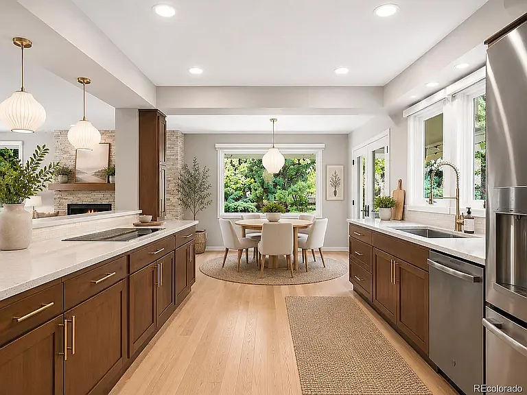 4 bed, 4000 sqft, $6,000 — Photo 3
